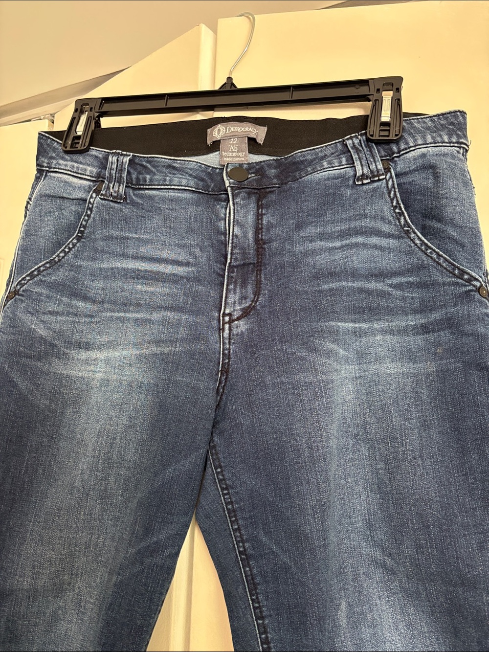 Democracy Blue Washed Denim Jeans - Picture 2 of 4